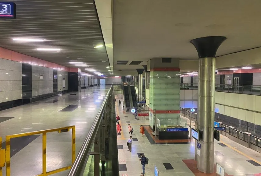 Azadpur Underground Metro Station 4